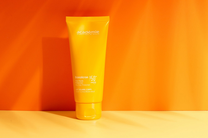 academie Bronzecran Solaire Corps UVA/UVB Antiliako glaktoma somatos, SPF50+ 100 ml