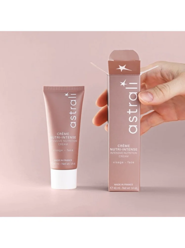 astrali Intensive Nutrition Cream Αναζωογονητική Επανορθωτική Κρέμα Προσώπου για Βαθιά Θρέψη και Λάμψη  - Κατάλληλο για Ξηρές έως Πολύ Ξηρές Επιδερμίδες 50ml