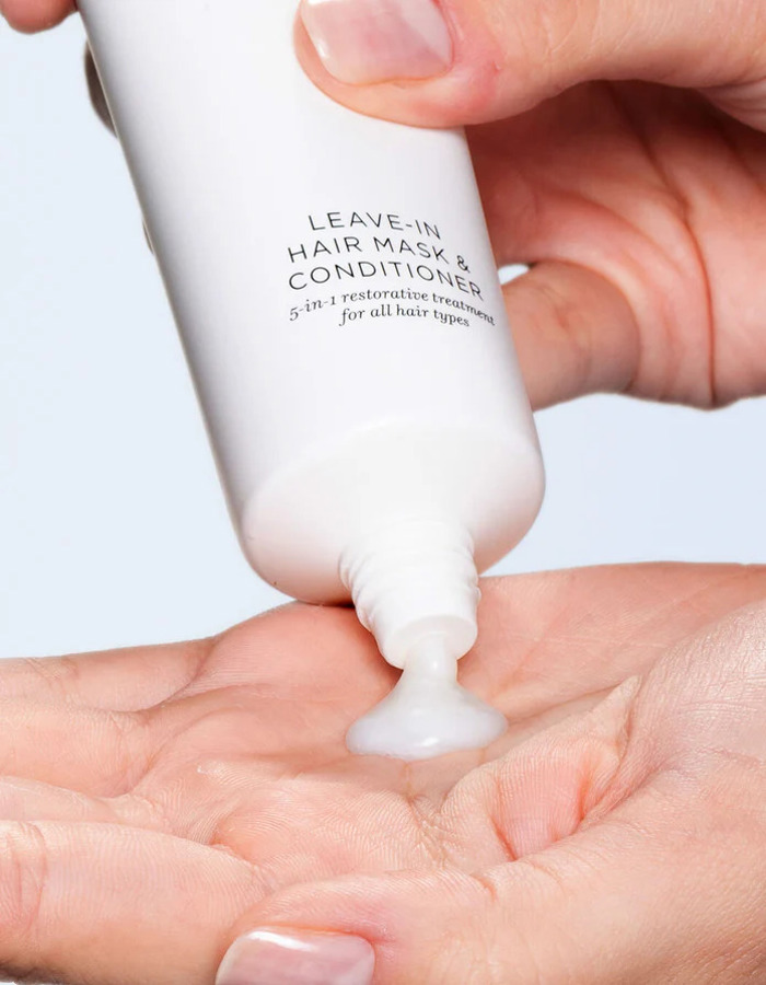 Revitalash Leave-In Hair Mask & Conditioner Kainotomos Therapeia-Maska Mallion Frontida Epanorthosis 5 se 1 Xoris Xebglma ga Olous tous Tupous Mallion 90ml